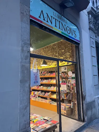 Antinous — local bear-friendly en Barcelona