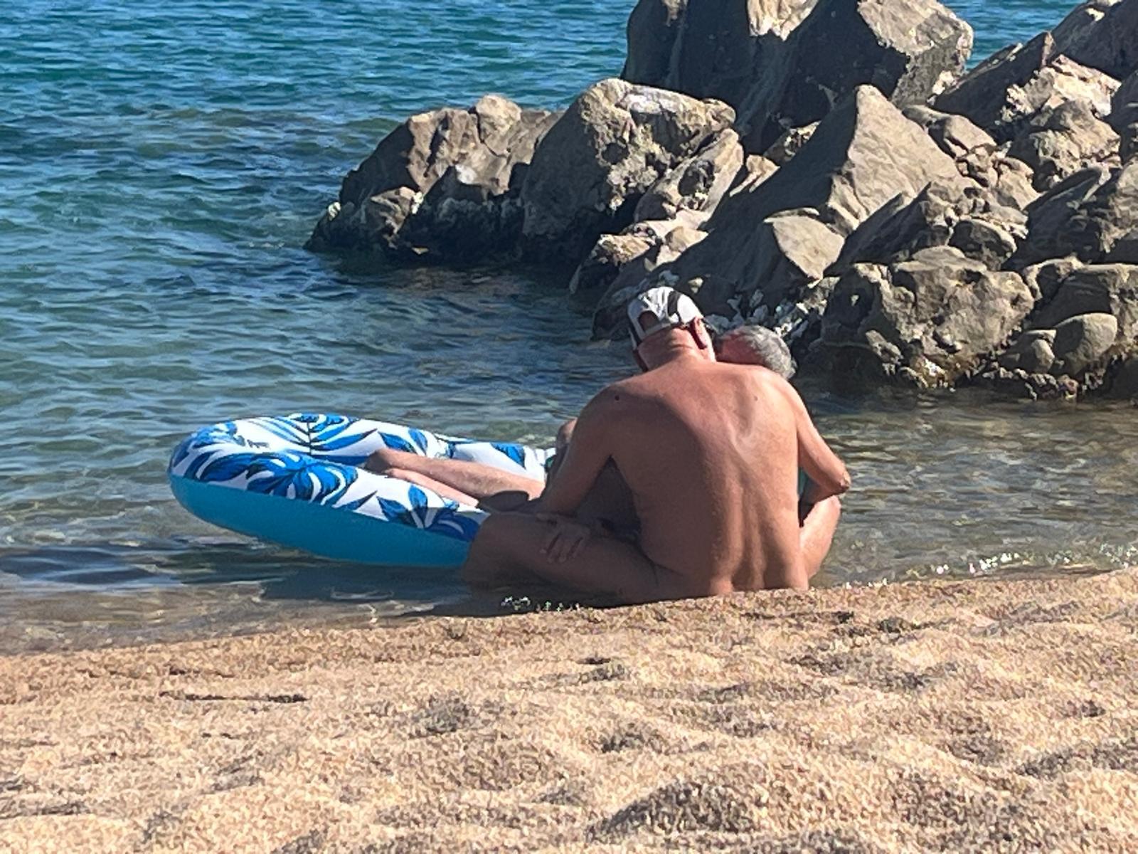 Otras playas nudistas cercanas a Barcelona