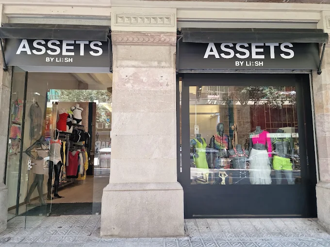 Assets by Lish — local bear-friendly en Barcelona