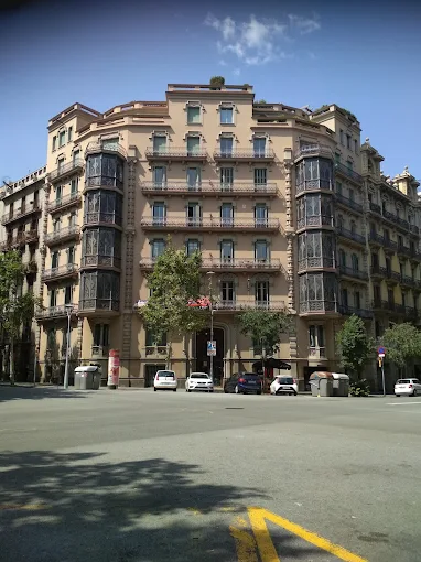 Barcelona City Hotel — local bear-friendly en Barcelona