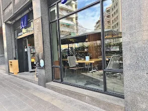BCN BAR — local bear-friendly en Barcelona