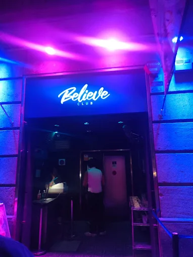 Believe Club — local bear-friendly en Barcelona