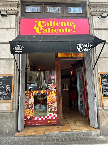 ¡Caliente Caliente! Shawarma — local bear-friendly en Barcelona