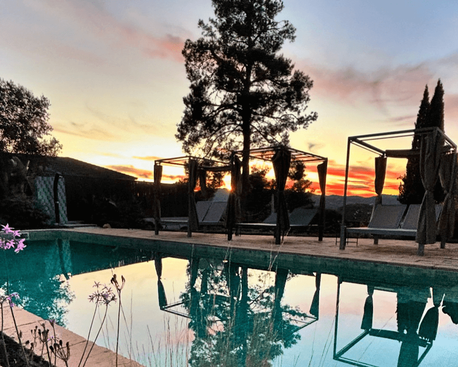 Casa Brisa — local bear-friendly en Barcelona