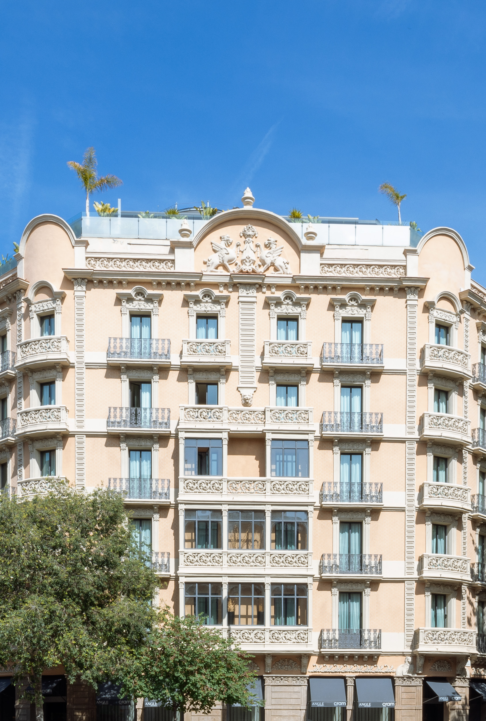 Cram Hotel — local bear-friendly en Barcelona