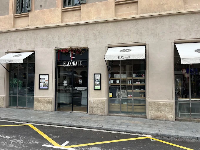 Flax & Kale — local bear-friendly en Barcelona