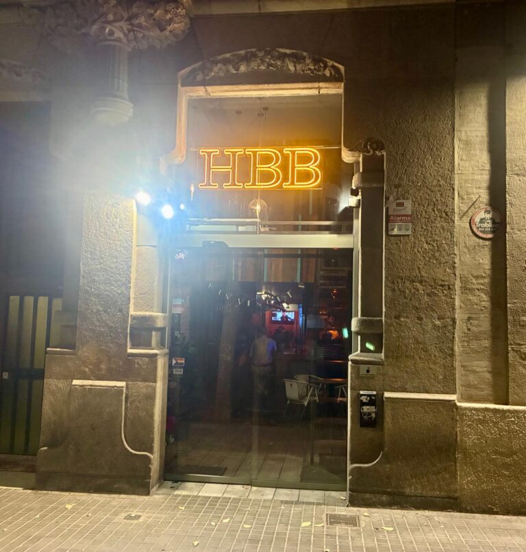 HBB.bcn — local bear-friendly en Barcelona