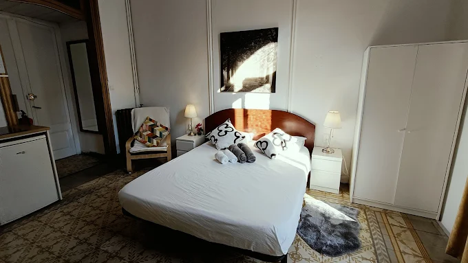 Hipstel — local bear-friendly en Barcelona