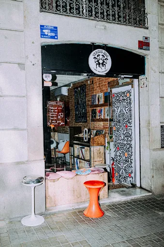 Veridis Quo — local bear-friendly en Barcelona