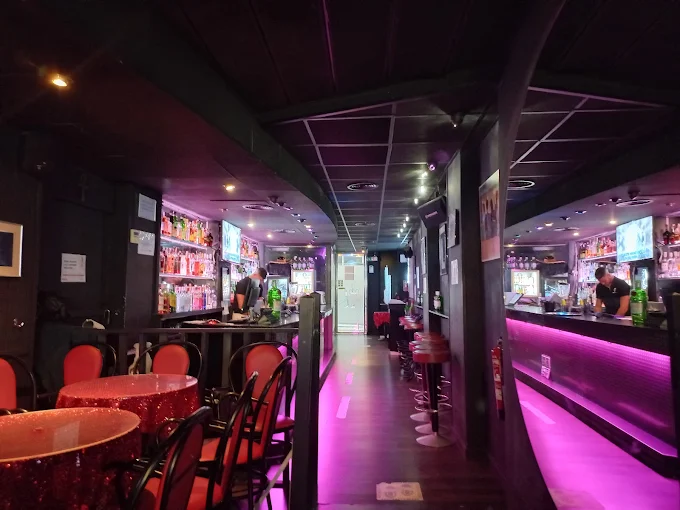 Viva Voz — local bear-friendly en Barcelona